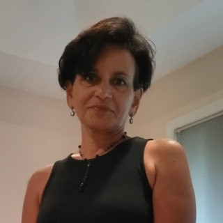 Linda Martinez Davis profile picture