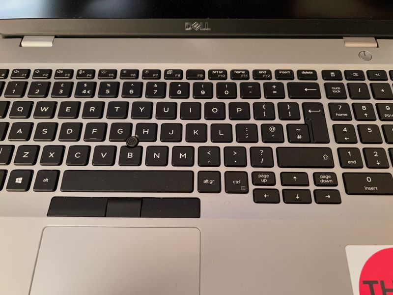 https://res.cloudinary.com/d74fh3kw/image/upload/v1647099718/benq-screenbar-dell-nolight_z3fu2k.jpg