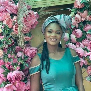 Olushola Ogunkelu profile picture