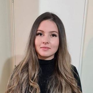 Manuela profile picture
